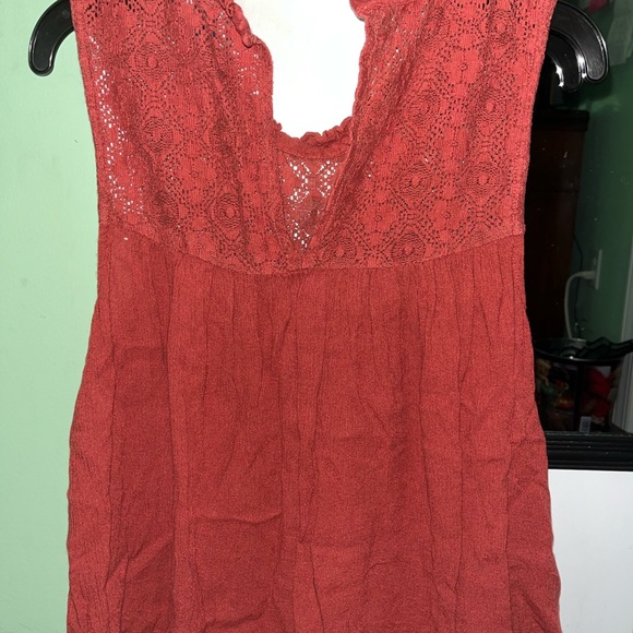 American Eagle Burgundy Tank Top - Picture 3 of 3